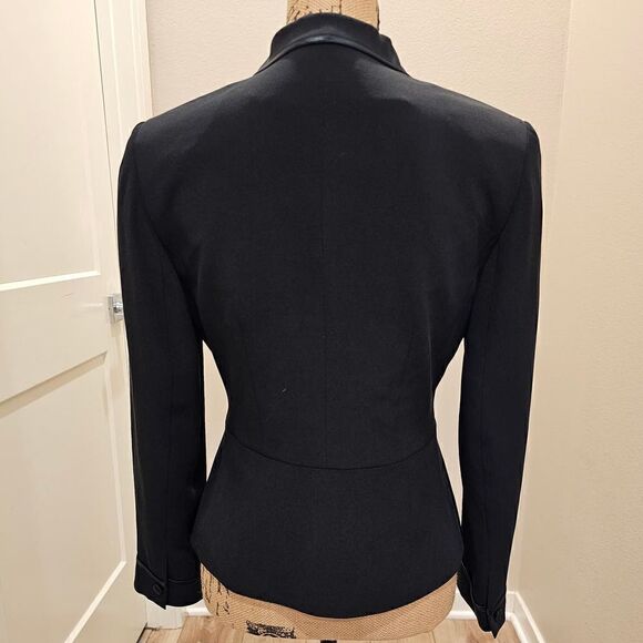 Ann Taylor Loft Silk Blazer with Satin Trim Size 2P - Picture 5 of 10
